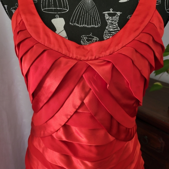 Harry Who Pleated Red Cocktail Dress - Picture 5 of 7